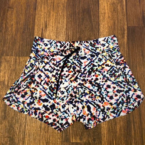Athleta Pants - Athleta shorts